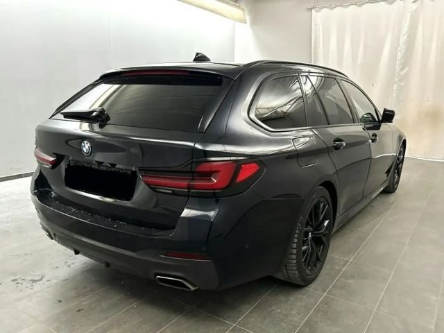 BMW 530 530d M-Sport Touring xDrive
