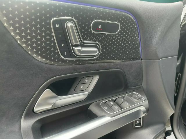 Mercedes-Benz GLB 220 4MATIC AMG Line