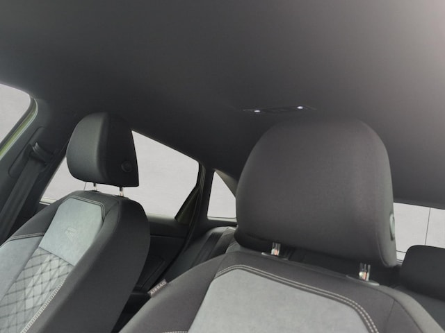 Volkswagen Taigo 1.5 TSI DSG R-Line