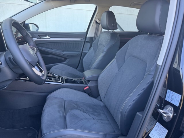 Volkswagen Golf 1.5 eTSI DSG Golf VIII