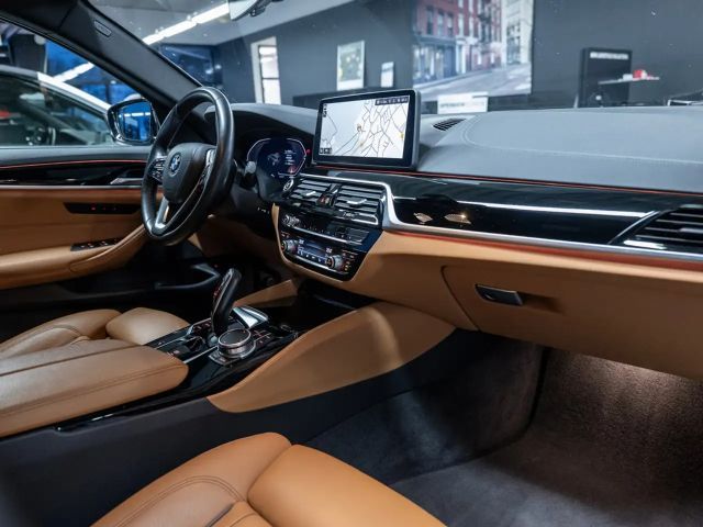 BMW 520 520d Luxury Line Touring