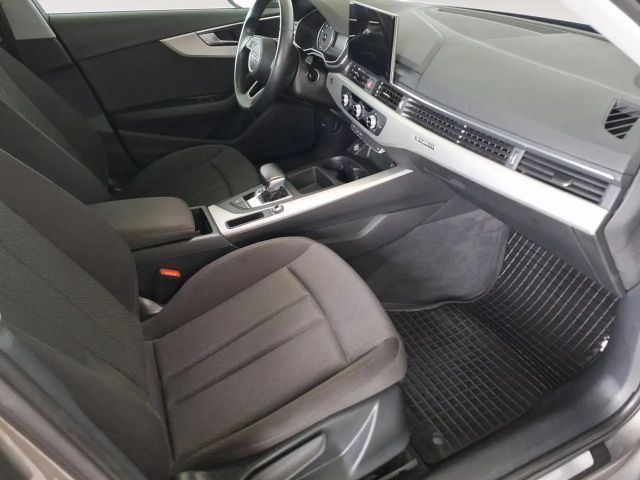 Audi A4 40 TDI Quattro Sedan