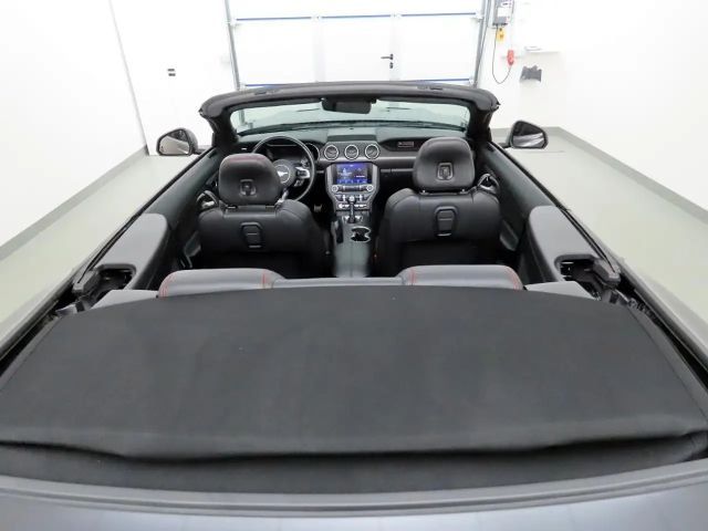 Ford Mustang Convertible GT 5.0 V8