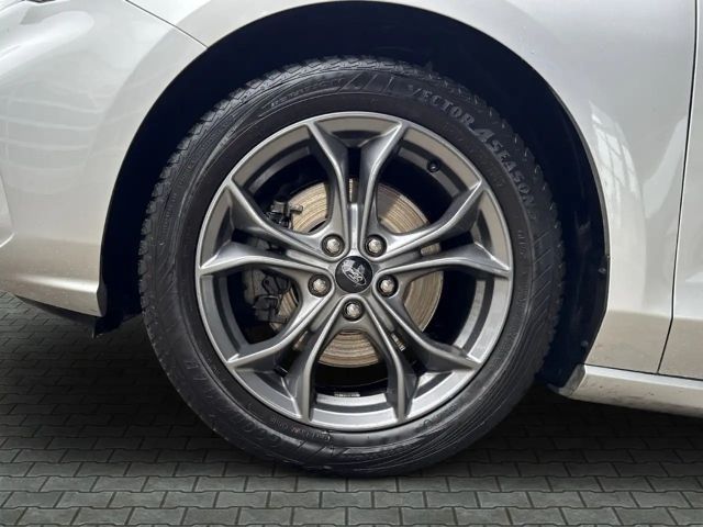 Ford Focus ST Line Wagon