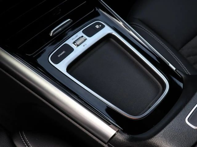 Mercedes-Benz B 180 Progressive