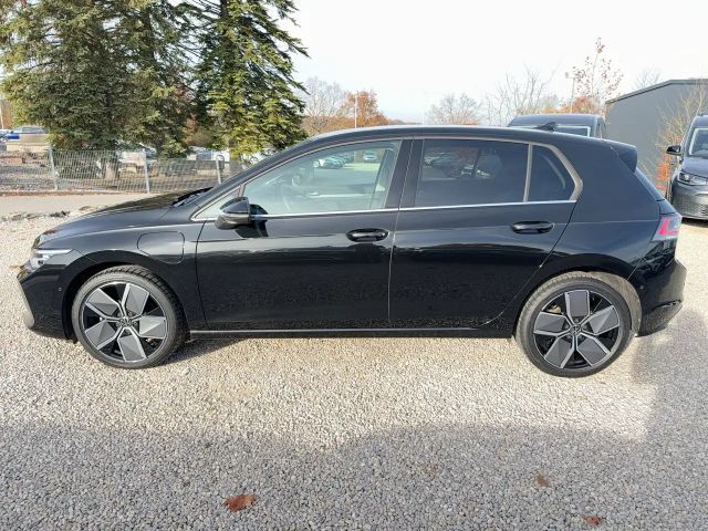 Volkswagen Golf Style eHybrid