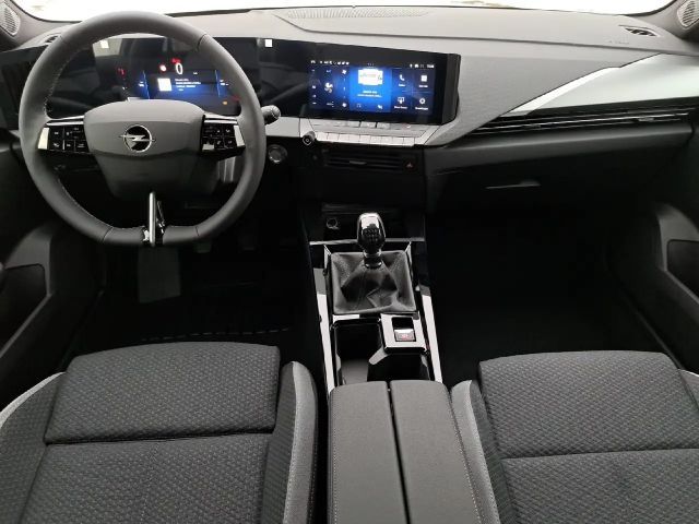 Opel Astra 1.2 Turbo Sports Tourer Turbo