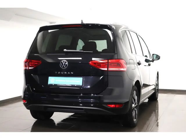 Volkswagen Touran 1.5 TSI Highline