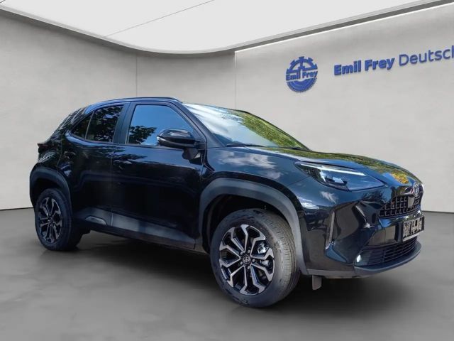 Toyota Yaris Cross Teamplayer,Safety-Paket,Winter-Paket