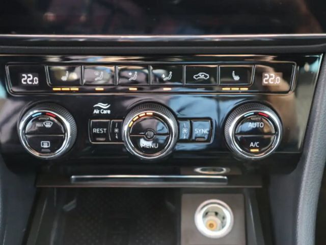 Skoda Superb 2.0 TDI Ambition Combi