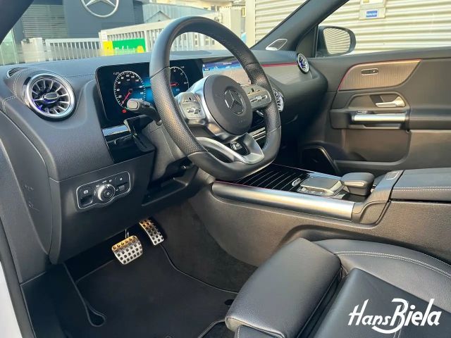 Mercedes-Benz EQA 300 4MATIC AMG Line