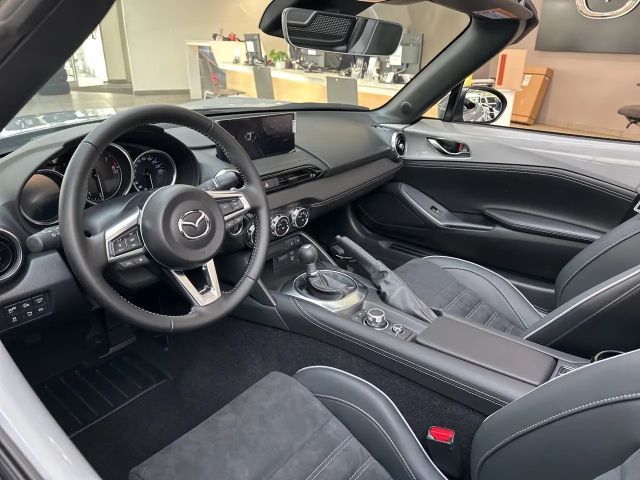 Mazda MX-5 Homura SkyActiv