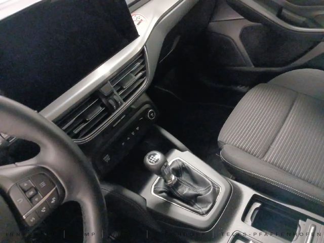 Ford Focus Titanium Wagon