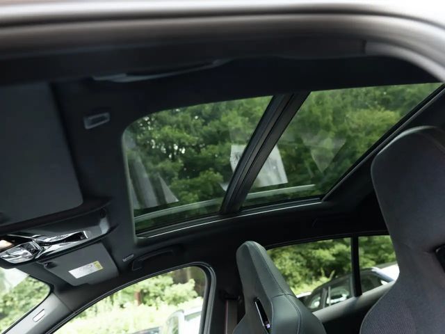 BMW 118 118d M-Sport Sedan