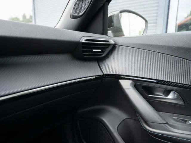 Peugeot 2008 Allure Pack EAT8 PureTech