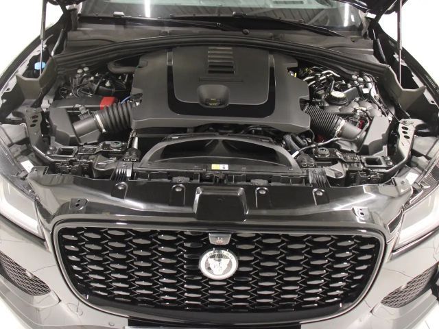 Jaguar F-Pace AWD D300 R-Dynamic