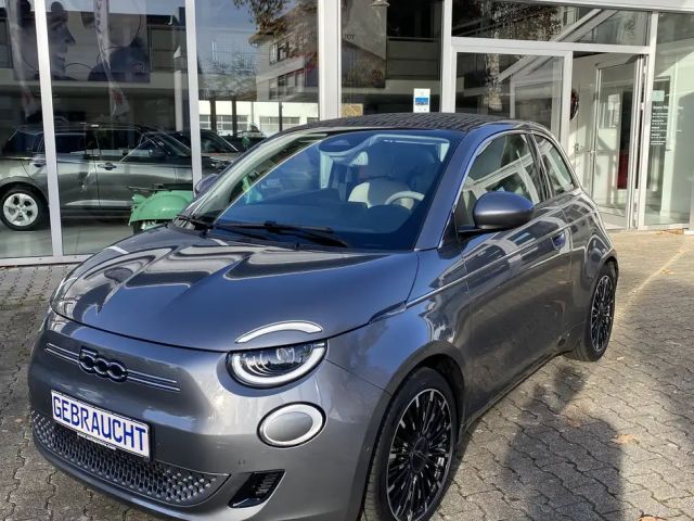 Fiat 500e 42 kWh La Prima