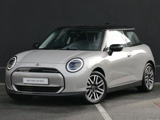 MINI Cooper E Classic