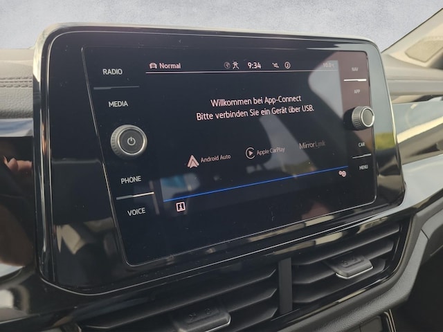 Volkswagen T-Roc 1.5 TSI DSG R-Line