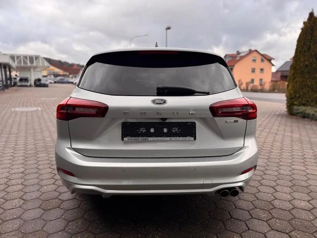 Ford Focus ST Line Wagon