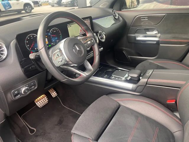 Mercedes-Benz GLA 250 AMG Line