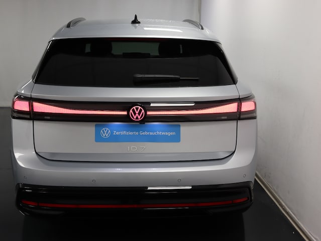 Volkswagen ID.7 IQ.Drive Tourer