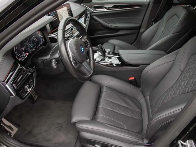 BMW 530 530e M-Sport Touring