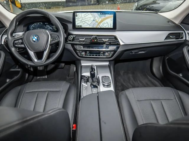 BMW 530 530e Touring