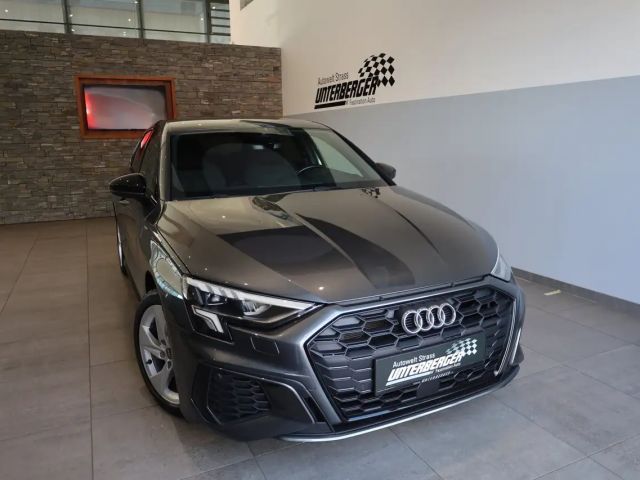 Audi A3 Hybride S-Line Sedan Sportback