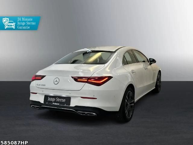 Mercedes-Benz CLA 200 Coupé Progressive