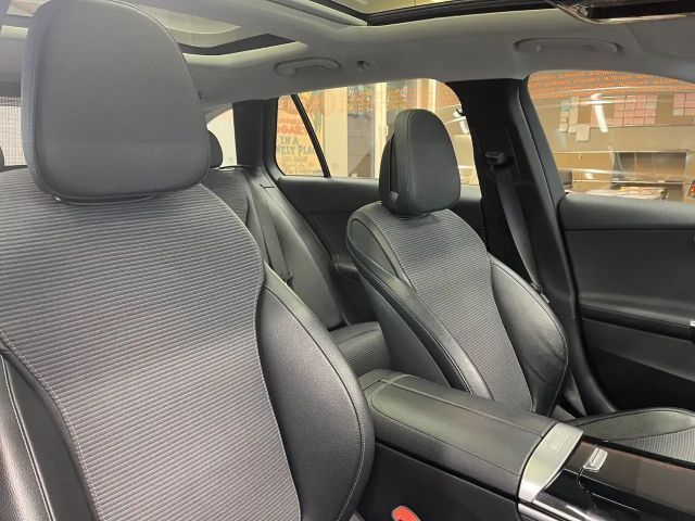 Mercedes-Benz C 220 AVANTGARDE C 220 d Estate