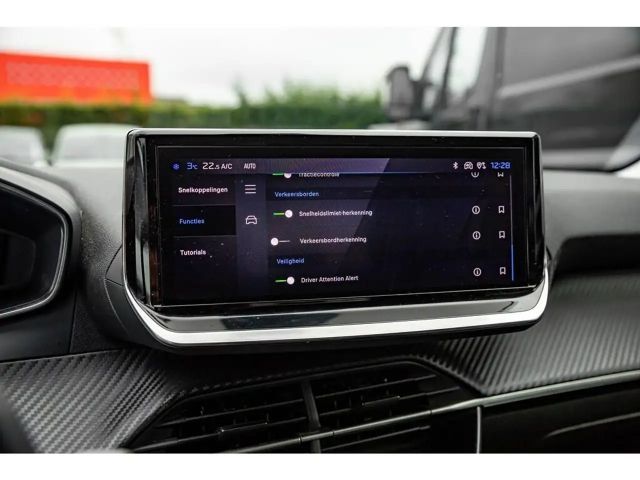 Peugeot 208 100pk MT6 | Carplay/Android | Navi. | Parkeers....