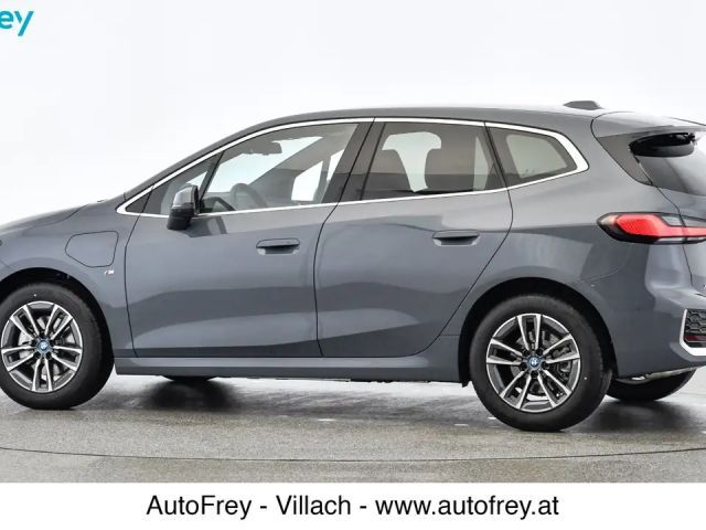 BMW 225 Sedan xDrive