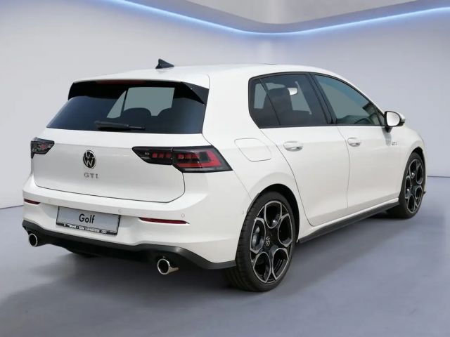 Volkswagen Golf 2.0 TSI DSG GTI