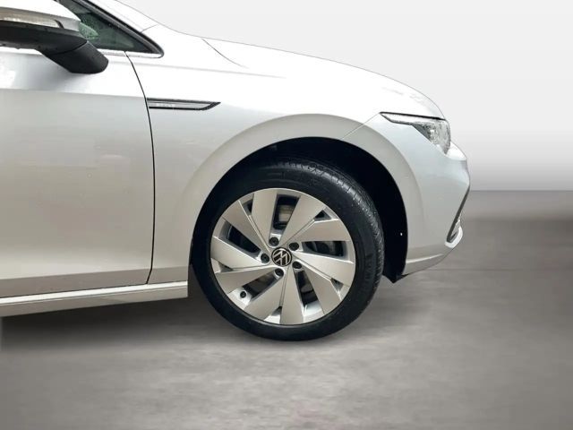 Volkswagen Golf 2.0 TDI DSG Style Variant