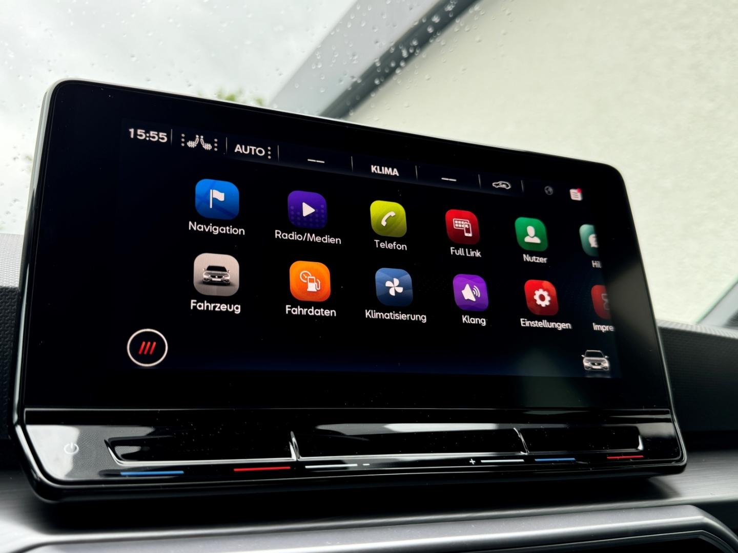 Seat Leon 1.5 eTSI DSG FR-lijn Plus Sportstourer