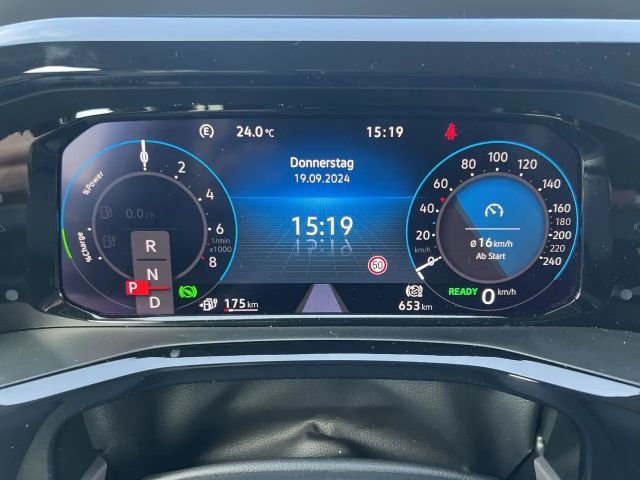 Volkswagen Multivan 1.4 TSI Life T7