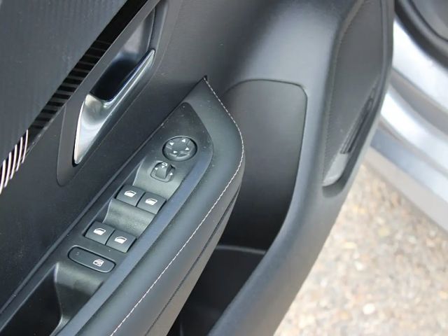 Peugeot 208 Allure Pack PureTech