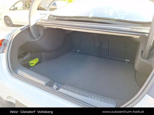 Mercedes-Benz CLA 350 4MATIC