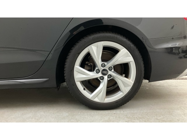 Audi A4 40 TDI Avant S-Line S-Tronic