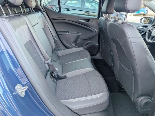 Opel Astra 1.2 Turbo Elegance Turbo