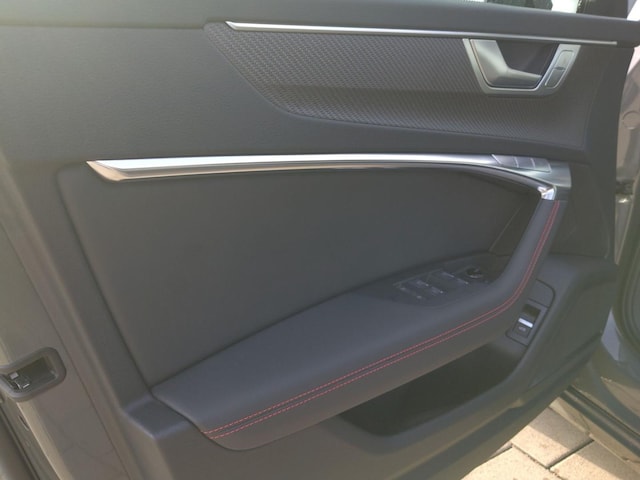 Audi S6 Avant Quattro