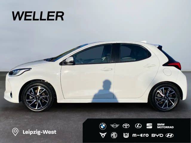 Toyota Yaris Hatchback Hybride Team D