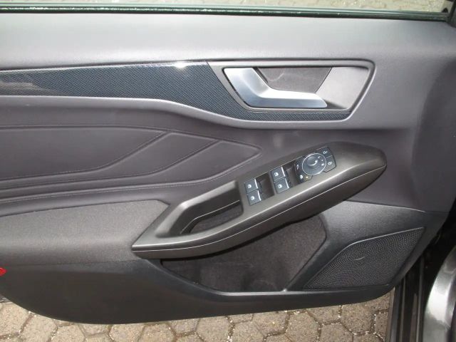 Ford Focus ST Line Wagon