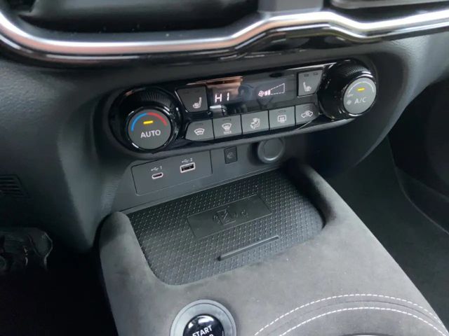 Nissan Juke N-DESIGN Automatik 143PS BOSE/Winter/360°/Hybrid