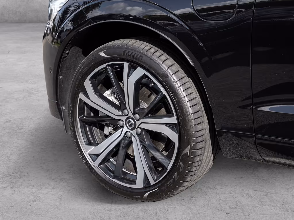 Volvo XC60 AWD Dark Plus Recharge T8