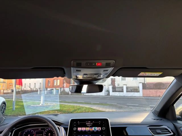 Volkswagen T-Roc 1.5 TSI DSG R-Line