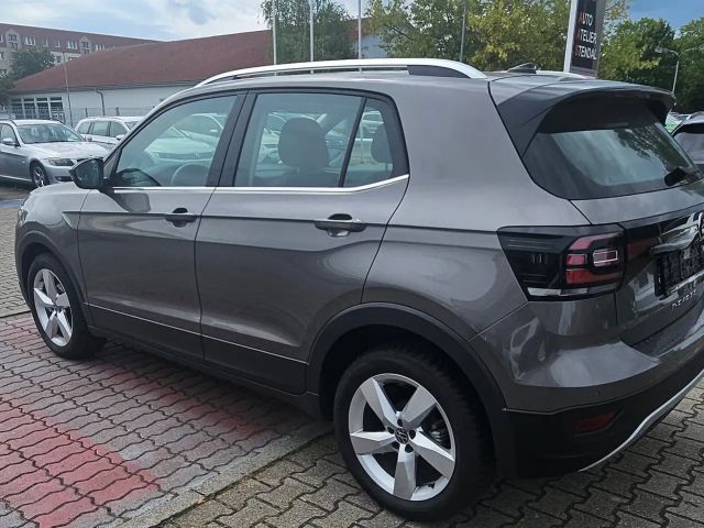 Volkswagen T-Cross Style