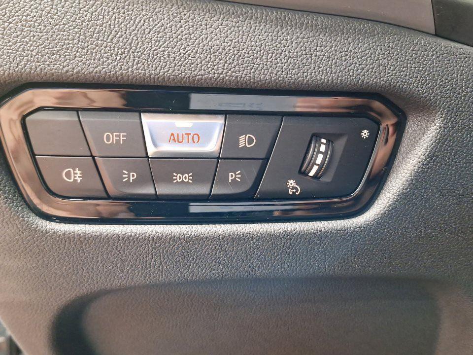 BMW 330 330i Touring