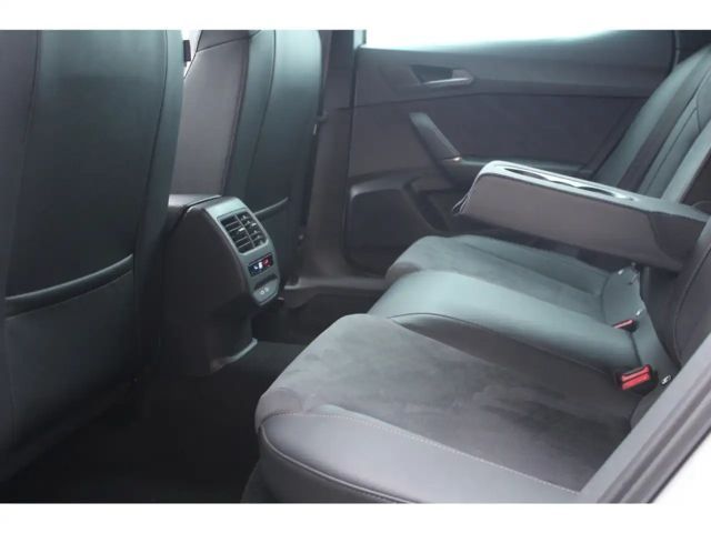 Cupra Leon 1.5 TSI DSG e-Hybrid